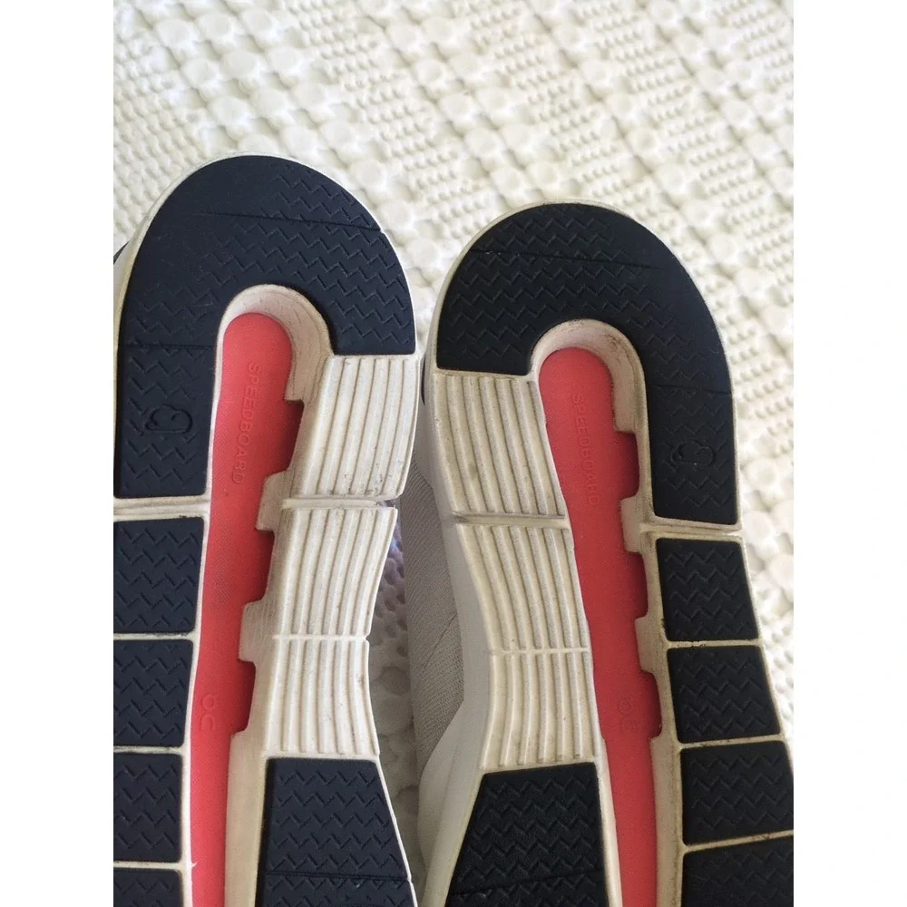 On Cloud The Roger Spin Undyed/Spice Size 9 White Red Running Casual Tennis